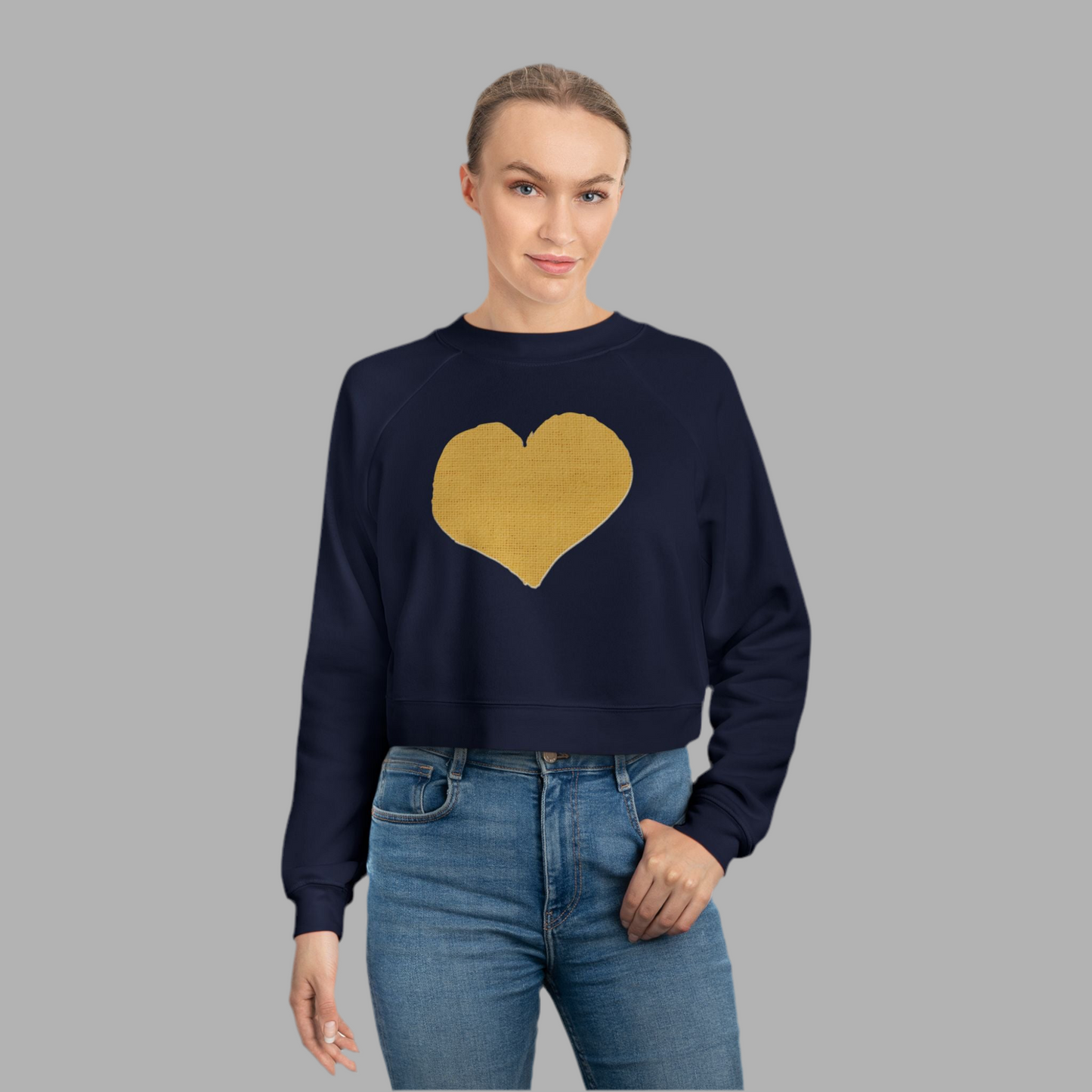 Minimalist Heart Ringer Graphic Women's Cropped Sweatshirt - Cute Casual Graphic Tee Pullover, Comfy Streetwear Jumper, Trendy Short